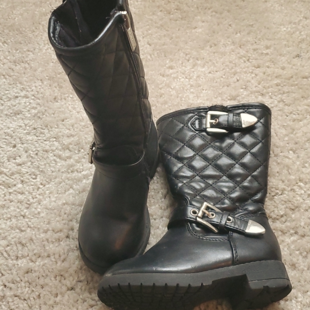 Kids boots